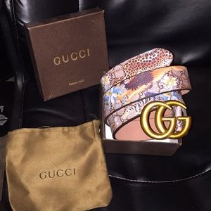 Gucci belt